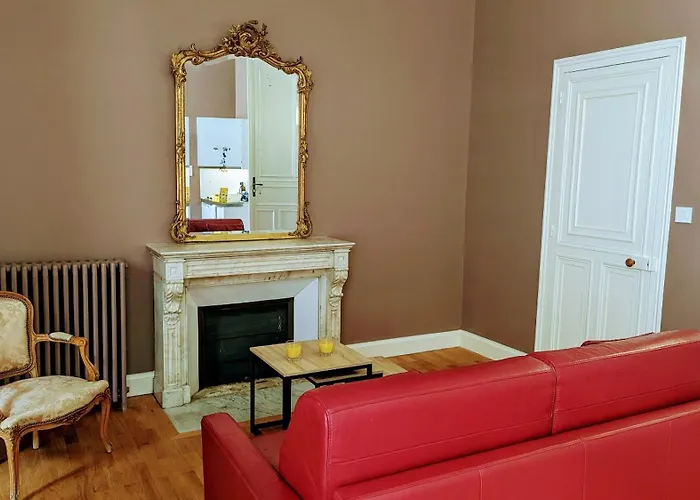 Couette-café Calme Style Haussmannien 3*